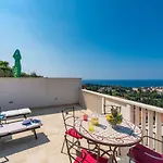 Lea Daire Dubrovnik