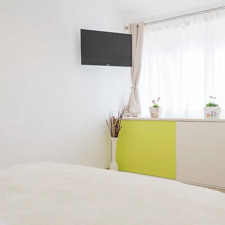 Lea *